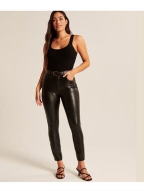 Abercrombie & Fitch Curve Love The Skinny Vegan Leather High-Rise Pants Black